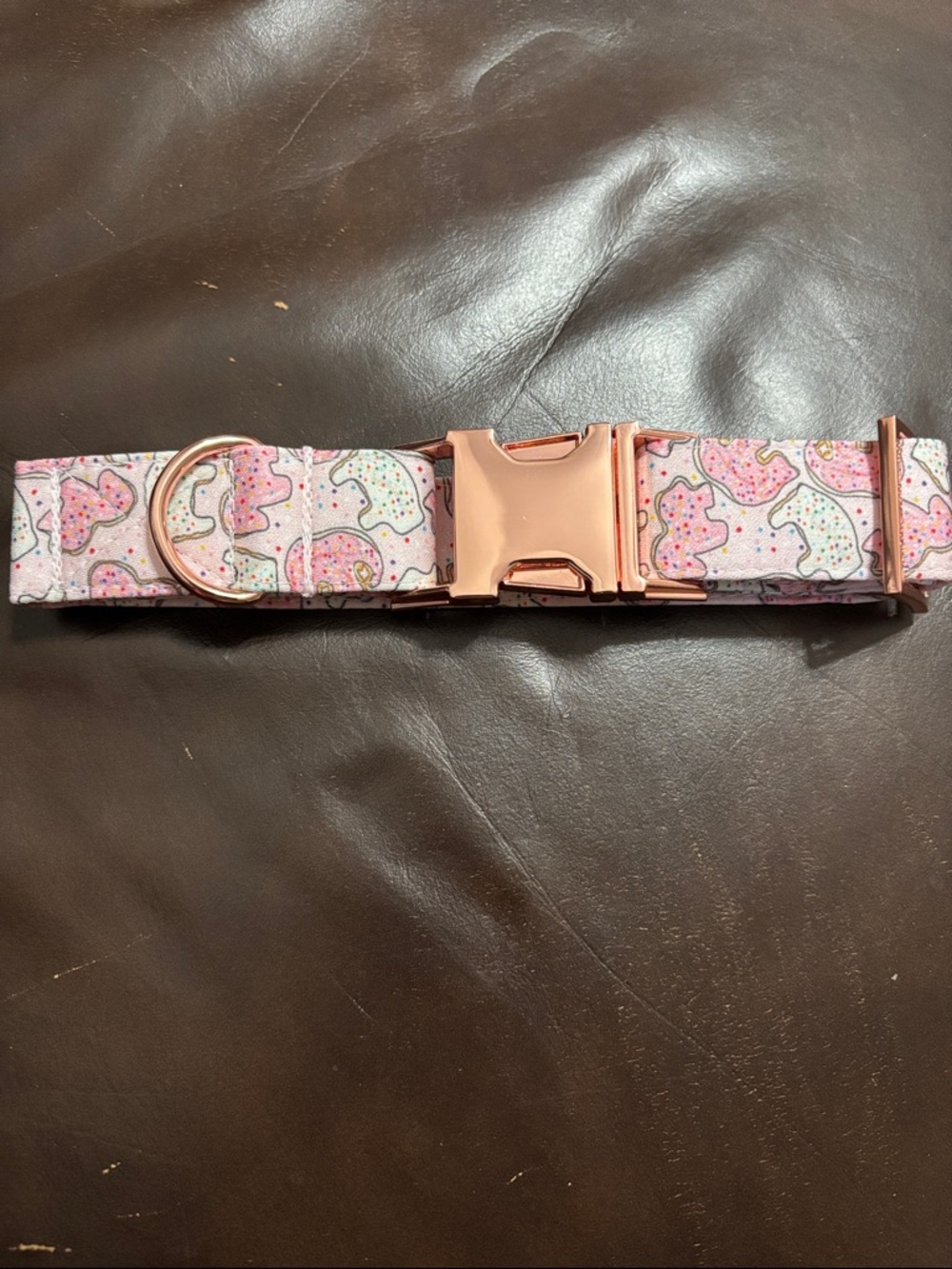 NWOT Pink Animal Cracker Pattern Dog Collar with Rose Gold Hardware